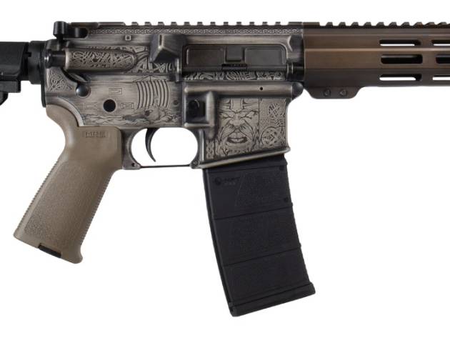 Shark Coast Tactical SCC07527VIK-P Viking 5.56 NATO 30+1 10.50" Black Nitride Threaded Barrel, Aluminum Receiver w/Picatinny Rail, M-LOK Handguard, Polymer SB Tactical SBA3 Brace, Magpul MOE Grip, Rig