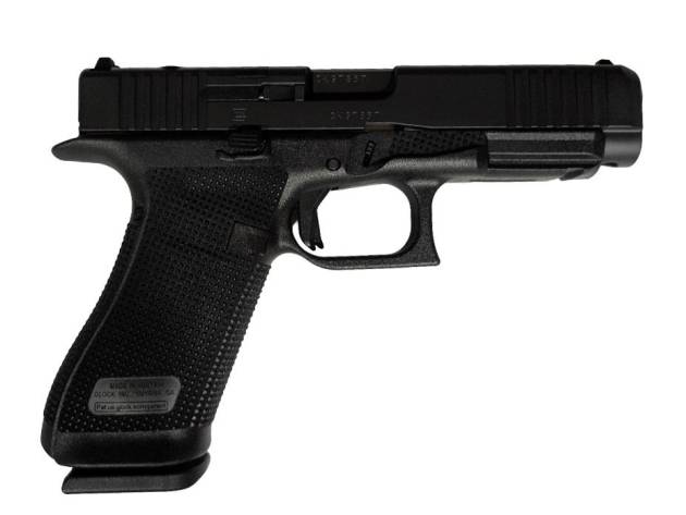 Glock 17 Gen 6 Handgun 9mm Luger 17rd Magazines (3) 4.49" Ported Barrel Black Cerakote Austria